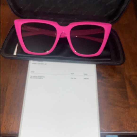 *NEW* balenciaga cat eye sunglasses - Picture 1 of 9